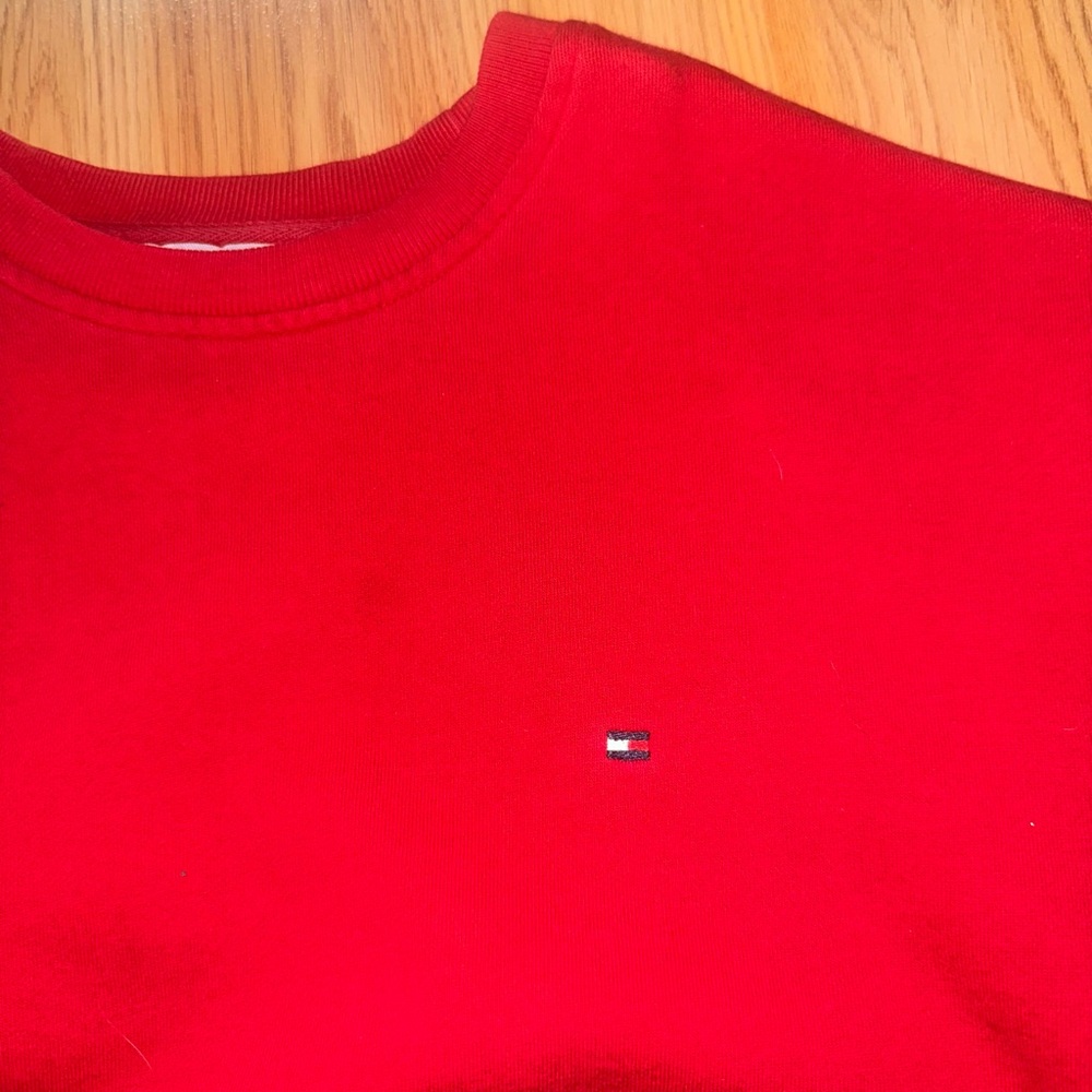 Tommy Hilfiger Men's XL Red Crewneck Long Sleeve Sweatshirt 90s Vintage